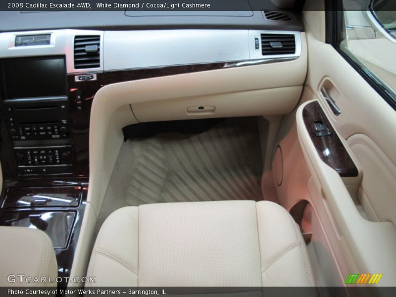 White Diamond / Cocoa/Light Cashmere 2008 Cadillac Escalade AWD
