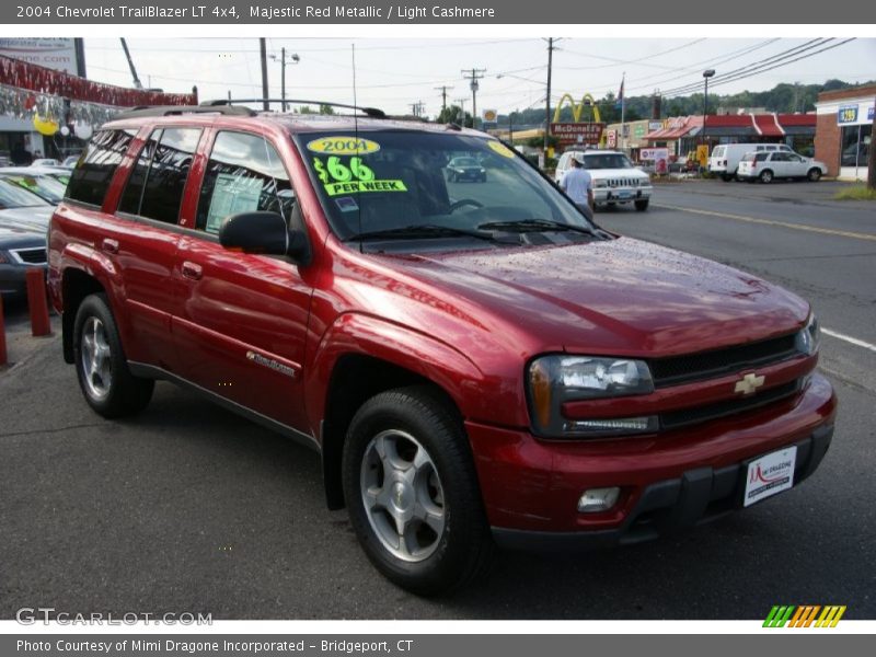 Majestic Red Metallic / Light Cashmere 2004 Chevrolet TrailBlazer LT 4x4