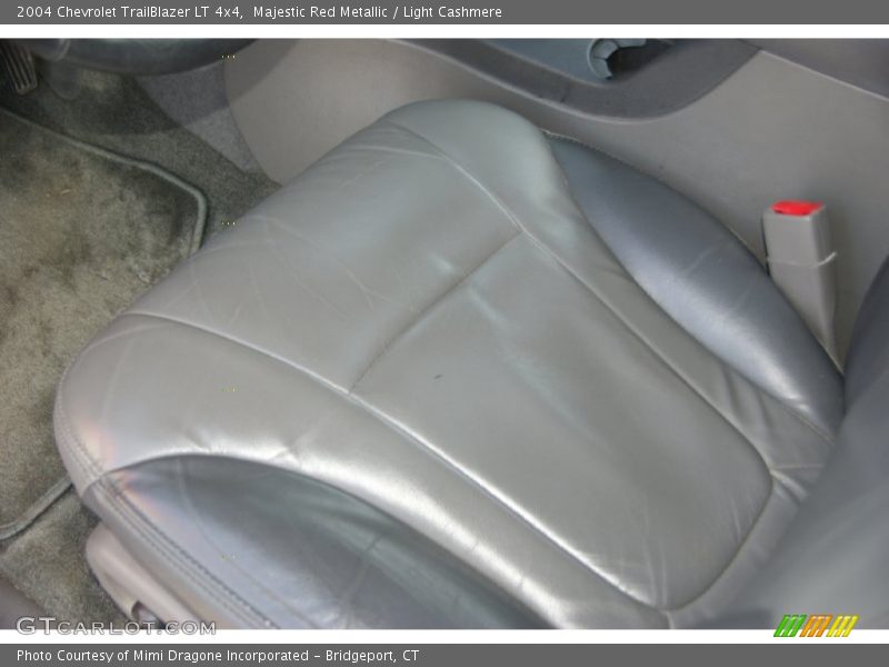 Majestic Red Metallic / Light Cashmere 2004 Chevrolet TrailBlazer LT 4x4