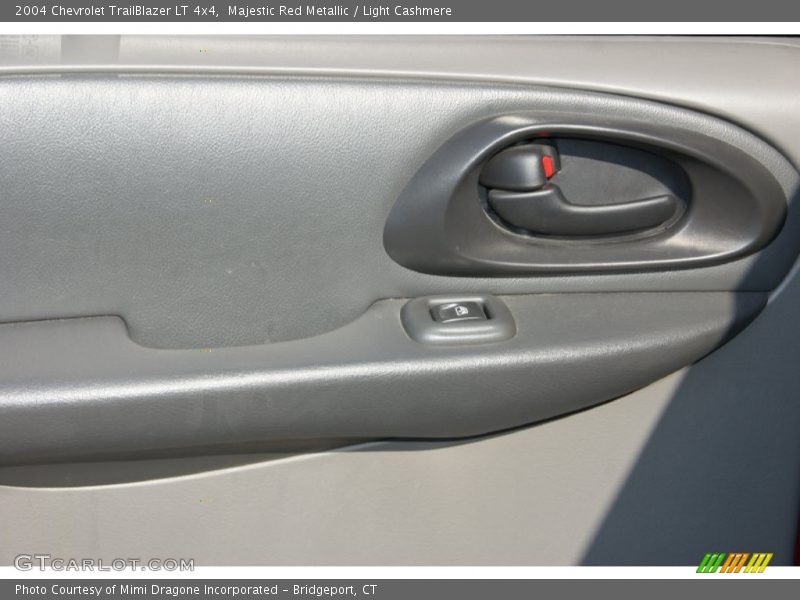 Majestic Red Metallic / Light Cashmere 2004 Chevrolet TrailBlazer LT 4x4