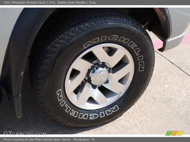 Seattle Silver Metallic / Gray 2001 Mitsubishi Montero Sport 3.5XS