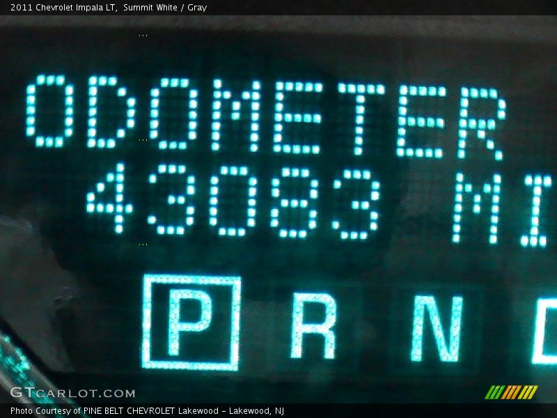 Summit White / Gray 2011 Chevrolet Impala LT
