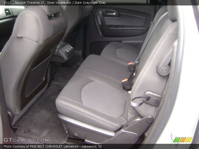 Silver Ice Metallic / Dark Gray/Light Gray 2010 Chevrolet Traverse LT