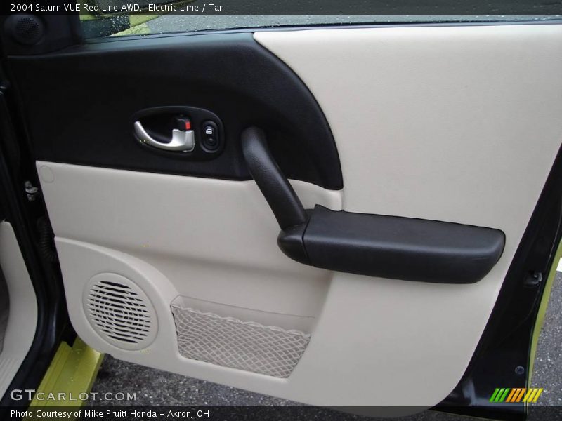 Door Panel of 2004 VUE Red Line AWD