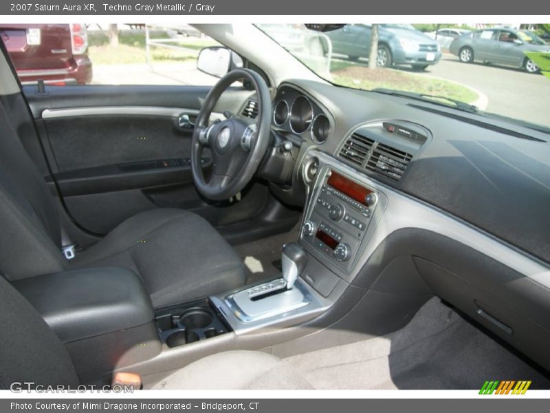Techno Gray Metallic / Gray 2007 Saturn Aura XR