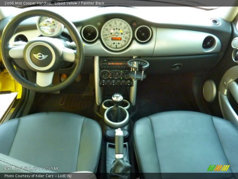 Liquid Yellow / Panther Black 2006 Mini Cooper Hardtop