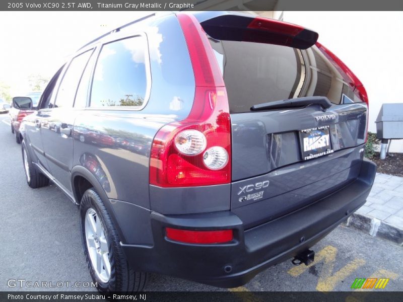 Titanium Gray Metallic / Graphite 2005 Volvo XC90 2.5T AWD