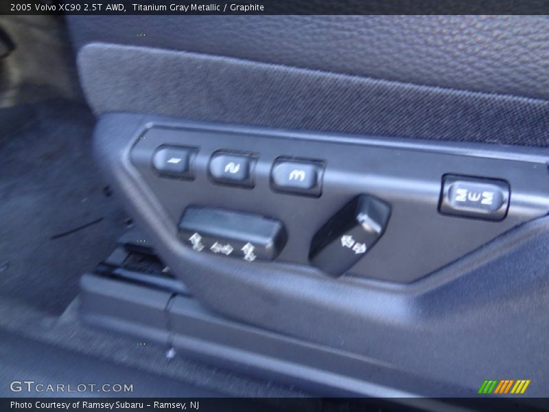 Titanium Gray Metallic / Graphite 2005 Volvo XC90 2.5T AWD