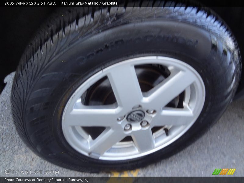 Titanium Gray Metallic / Graphite 2005 Volvo XC90 2.5T AWD