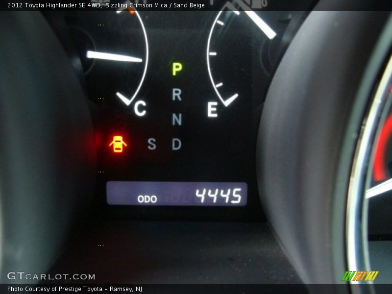 Sizzling Crimson Mica / Sand Beige 2012 Toyota Highlander SE 4WD