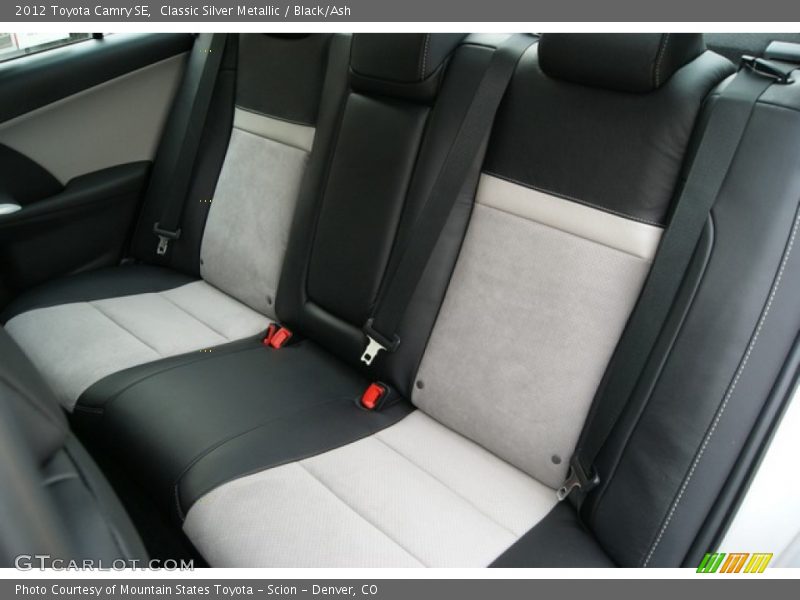 Classic Silver Metallic / Black/Ash 2012 Toyota Camry SE