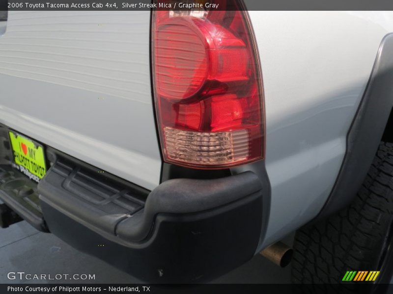 Silver Streak Mica / Graphite Gray 2006 Toyota Tacoma Access Cab 4x4