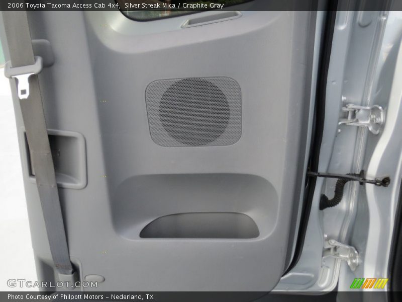 Silver Streak Mica / Graphite Gray 2006 Toyota Tacoma Access Cab 4x4