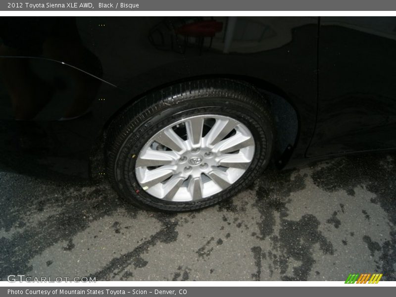Black / Bisque 2012 Toyota Sienna XLE AWD