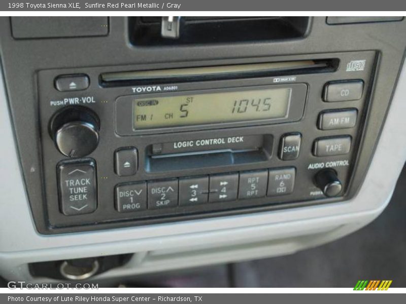 Sunfire Red Pearl Metallic / Gray 1998 Toyota Sienna XLE