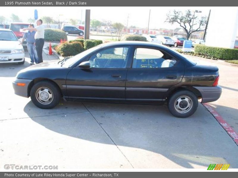 Black / Dark Slate 1995 Plymouth Neon Sedan