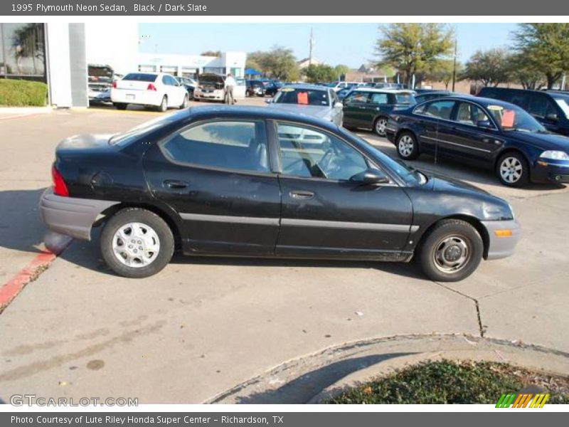 Black / Dark Slate 1995 Plymouth Neon Sedan