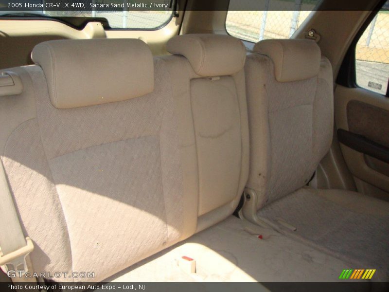Sahara Sand Metallic / Ivory 2005 Honda CR-V LX 4WD