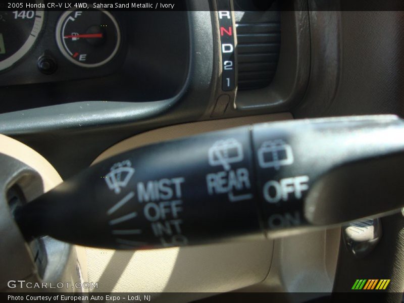 Sahara Sand Metallic / Ivory 2005 Honda CR-V LX 4WD
