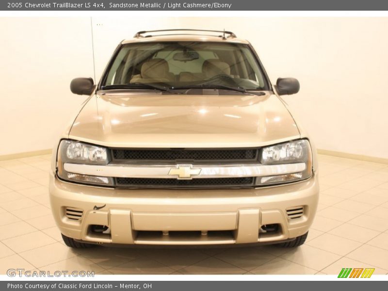 Sandstone Metallic / Light Cashmere/Ebony 2005 Chevrolet TrailBlazer LS 4x4