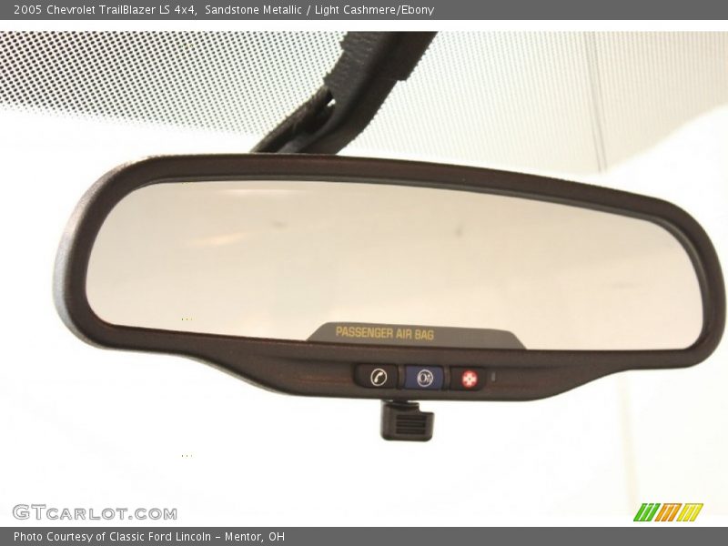 Sandstone Metallic / Light Cashmere/Ebony 2005 Chevrolet TrailBlazer LS 4x4