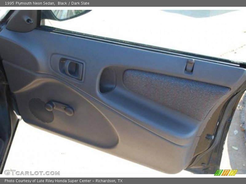 Black / Dark Slate 1995 Plymouth Neon Sedan