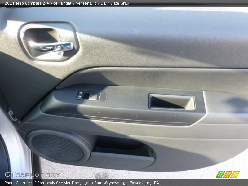 Bright Silver Metallic / Dark Slate Gray 2011 Jeep Compass 2.4 4x4