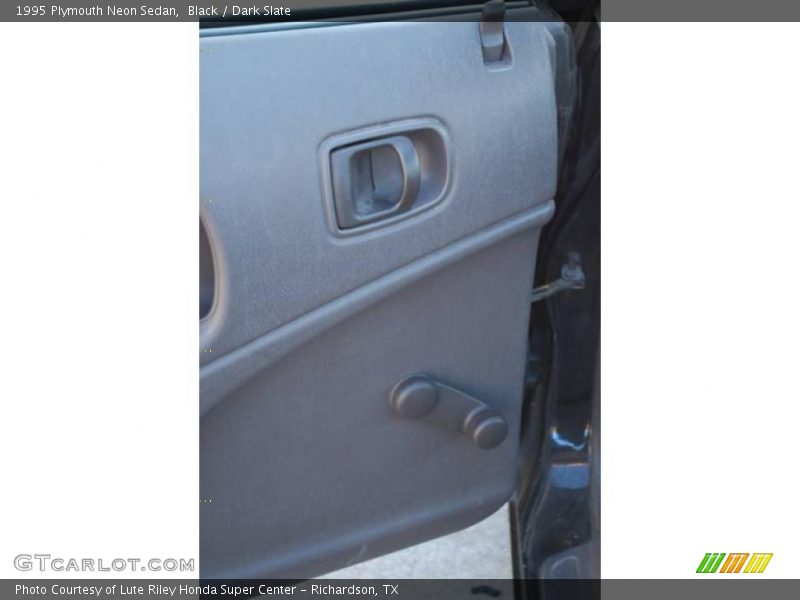 Black / Dark Slate 1995 Plymouth Neon Sedan