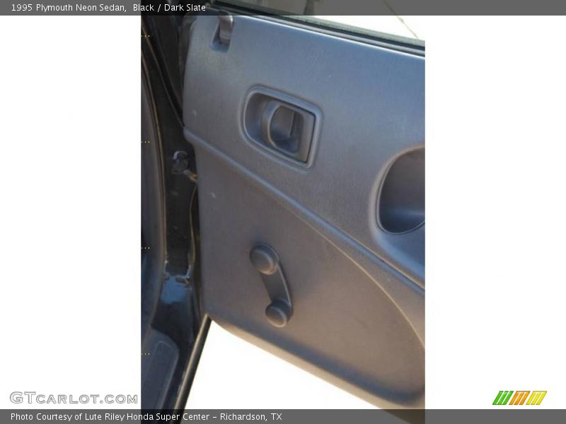 Black / Dark Slate 1995 Plymouth Neon Sedan