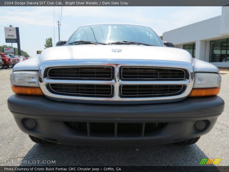 Bright Silver Metallic / Dark Slate Gray 2004 Dodge Dakota SXT Club Cab
