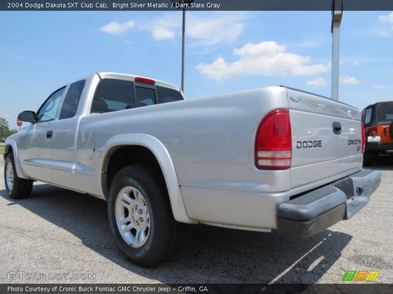 Bright Silver Metallic / Dark Slate Gray 2004 Dodge Dakota SXT Club Cab