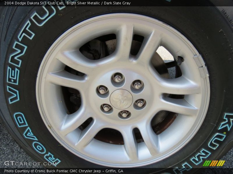 Bright Silver Metallic / Dark Slate Gray 2004 Dodge Dakota SXT Club Cab