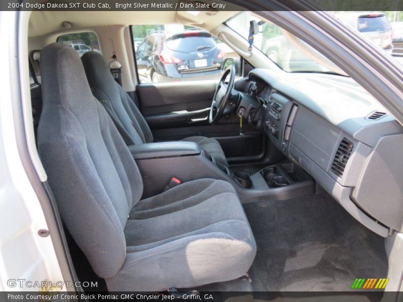 Bright Silver Metallic / Dark Slate Gray 2004 Dodge Dakota SXT Club Cab