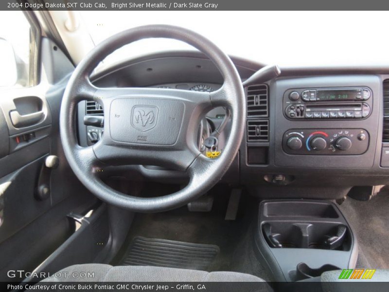 Bright Silver Metallic / Dark Slate Gray 2004 Dodge Dakota SXT Club Cab