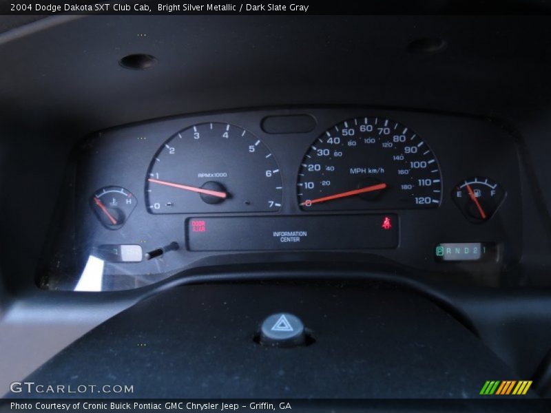 Bright Silver Metallic / Dark Slate Gray 2004 Dodge Dakota SXT Club Cab