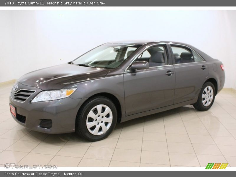 Magnetic Gray Metallic / Ash Gray 2010 Toyota Camry LE