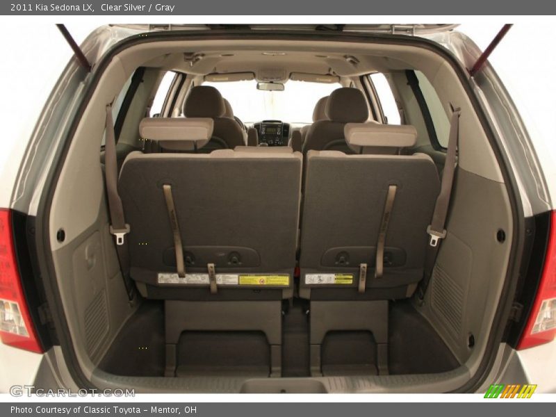 Clear Silver / Gray 2011 Kia Sedona LX