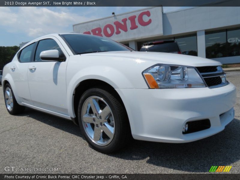 New Bright White / Black 2013 Dodge Avenger SXT