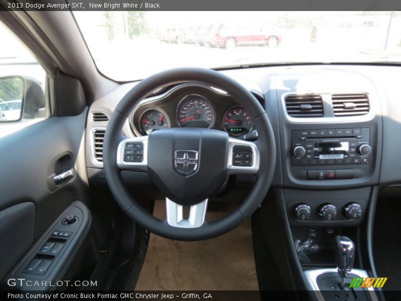 New Bright White / Black 2013 Dodge Avenger SXT