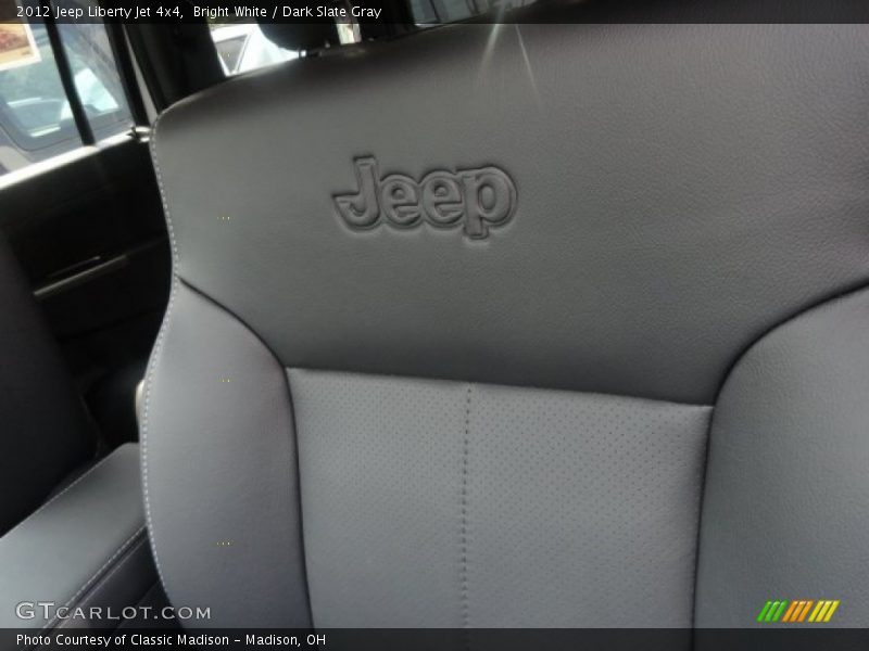 Bright White / Dark Slate Gray 2012 Jeep Liberty Jet 4x4