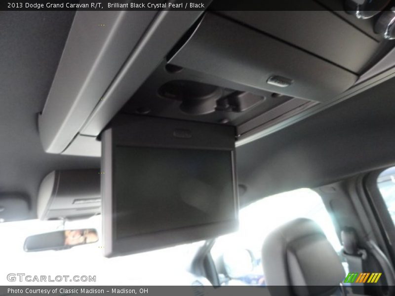 Brilliant Black Crystal Pearl / Black 2013 Dodge Grand Caravan R/T