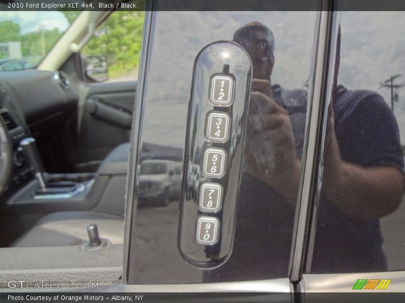 Black / Black 2010 Ford Explorer XLT 4x4