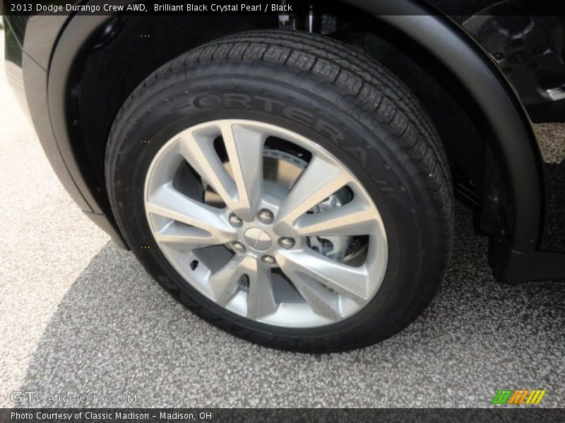 Brilliant Black Crystal Pearl / Black 2013 Dodge Durango Crew AWD