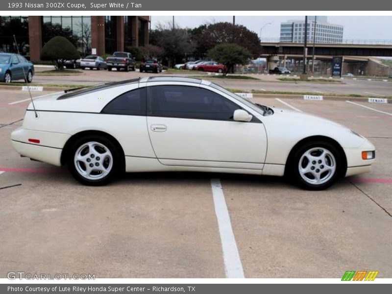 Super White / Tan 1993 Nissan 300ZX Coupe