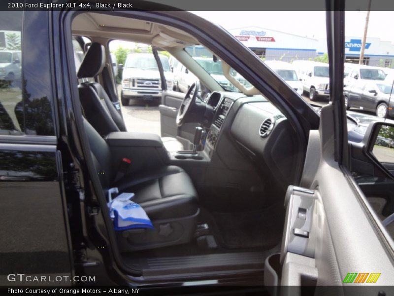 Black / Black 2010 Ford Explorer XLT 4x4