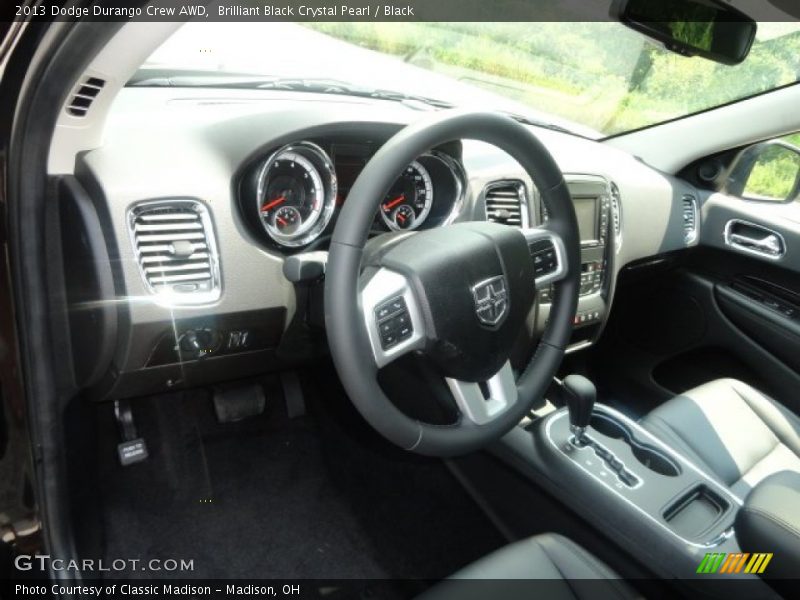 Brilliant Black Crystal Pearl / Black 2013 Dodge Durango Crew AWD