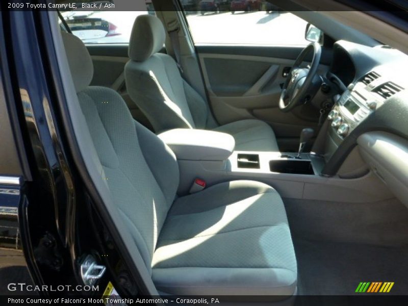 Black / Ash 2009 Toyota Camry LE