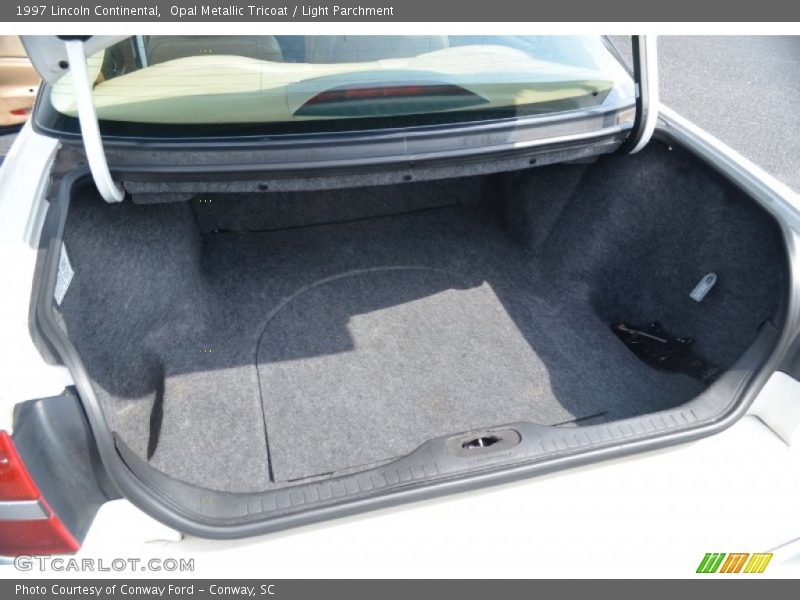  1997 Continental  Trunk