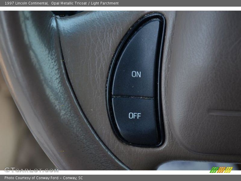 Controls of 1997 Continental 