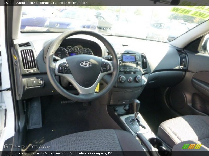 Polar White / Black 2011 Hyundai Elantra Touring GLS